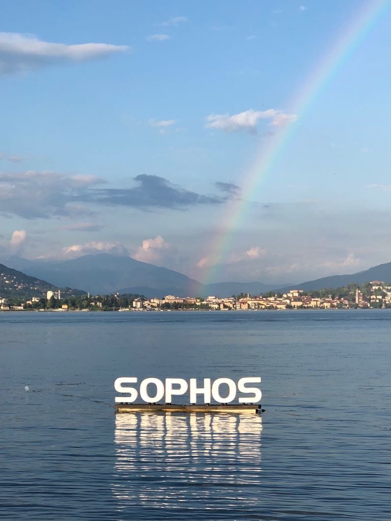 sophoslogosullago sophoslogosullago