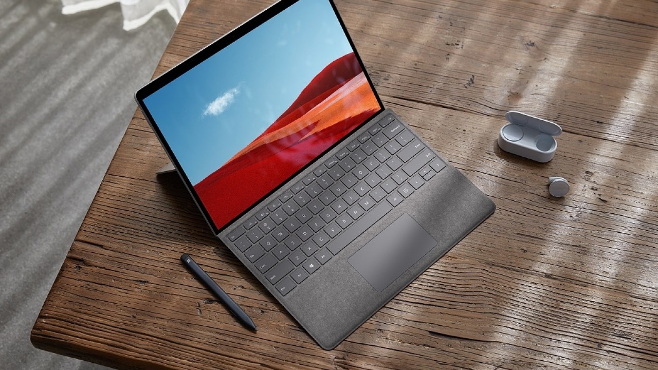Microsoft, disponibili in Italia le nuove configurazioni di Surface Pro X