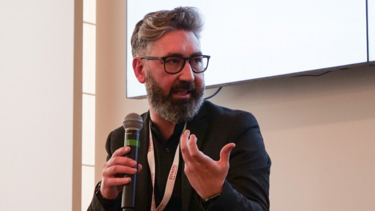 Syneto, solo relazioni one-to-one con i partner