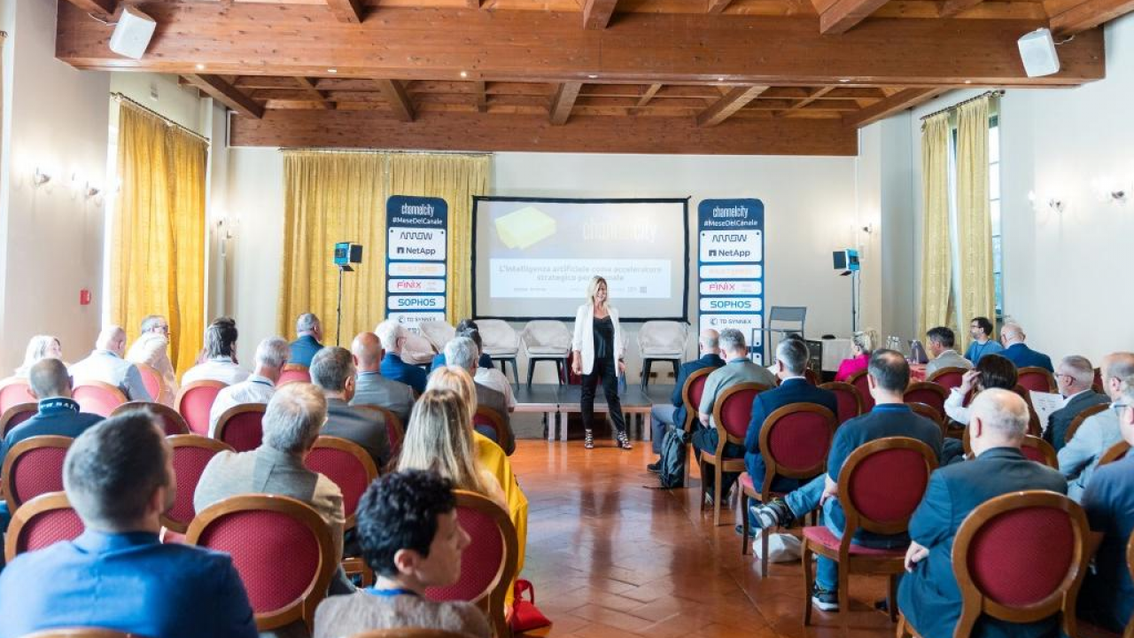 #mesedelcanale, l’AI atterra sul canale dei partner e diventa concreta