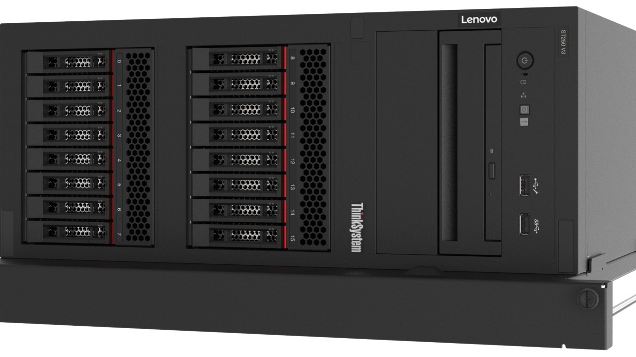 Lenovo, nuove soluzioni per aiutare le PMI nell'era dell'AI